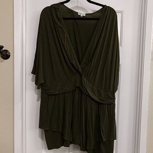 Kiyonna promenade top